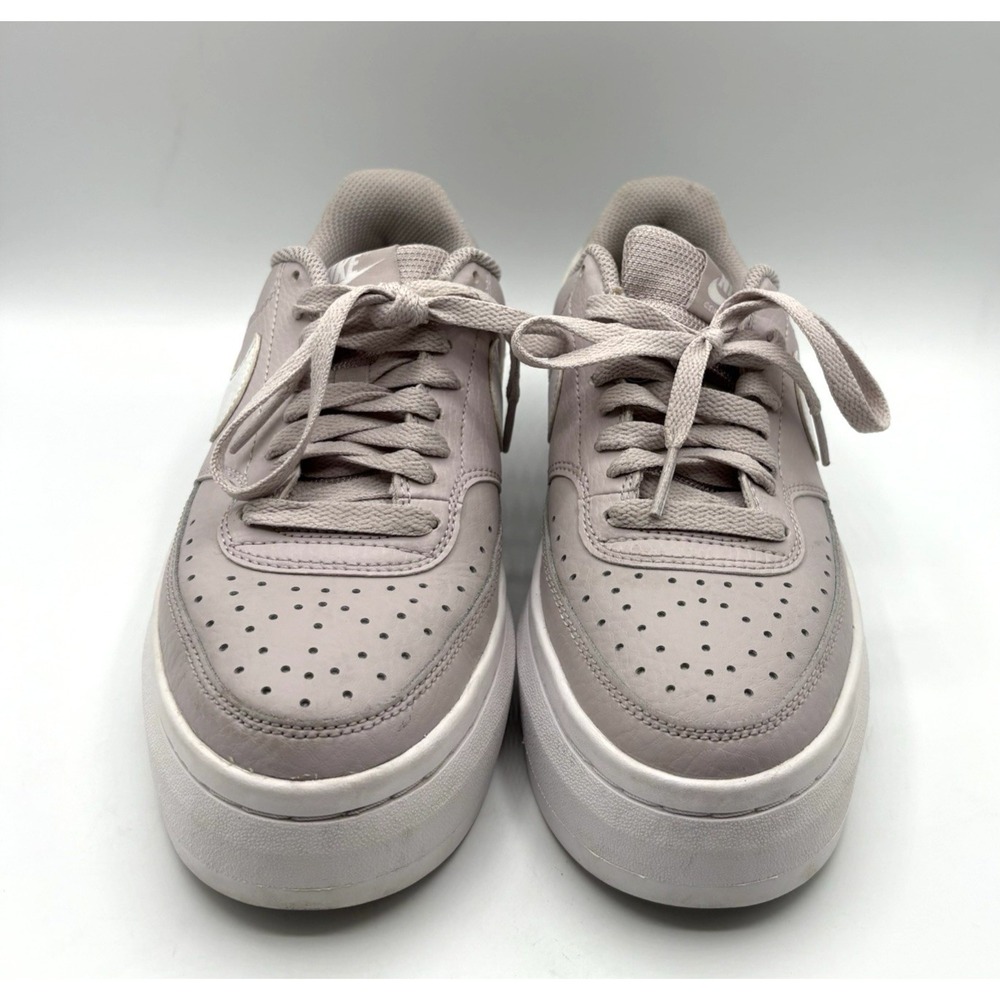 NIKE Court Vision Alta Sneaker Women's Size 7.5 Violet White Leather Shoe - Picture 2 of 8